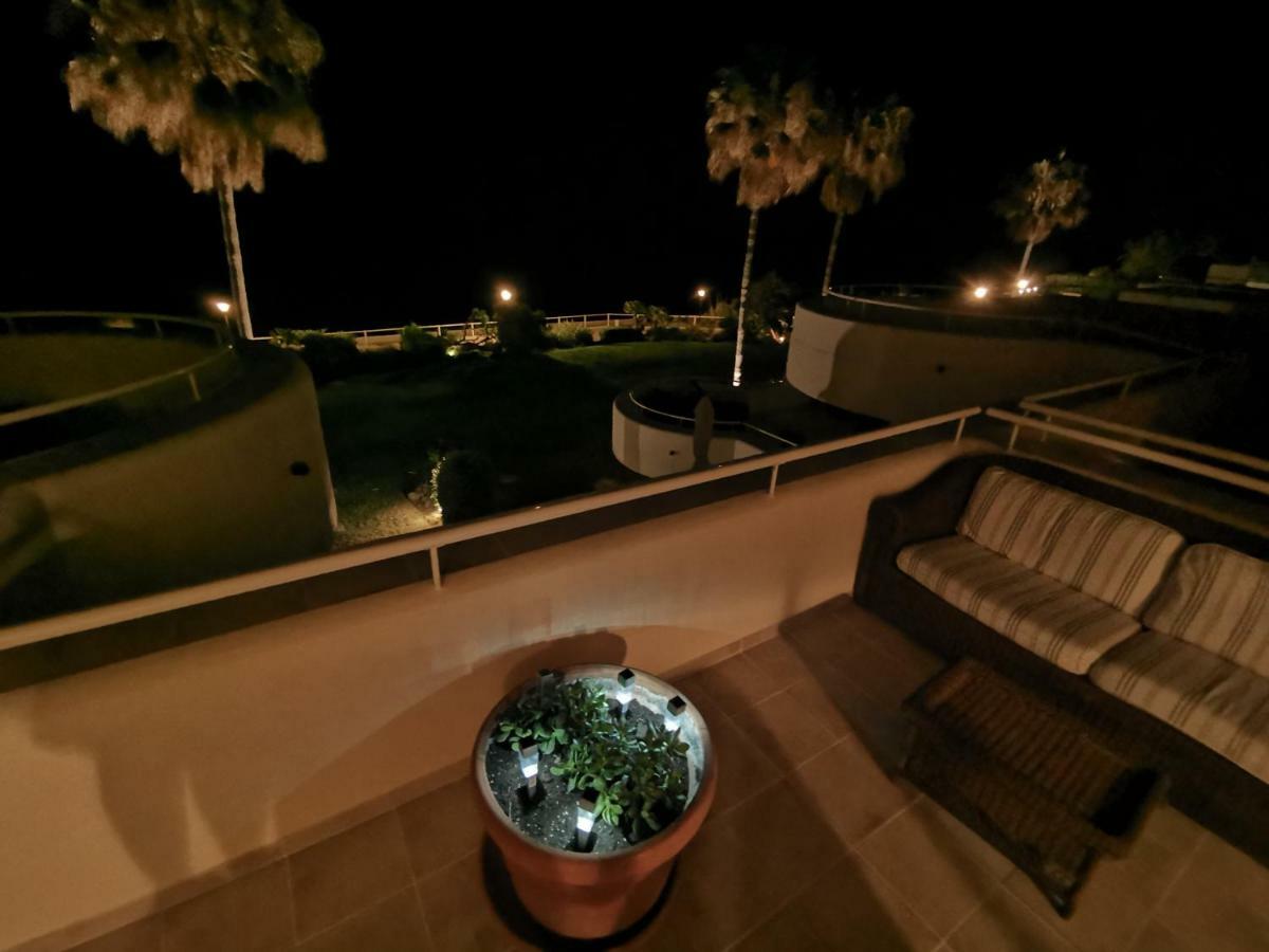 Sinfonia Del Mar Apartment เอสเตโปนา ภายนอก รูปภาพ