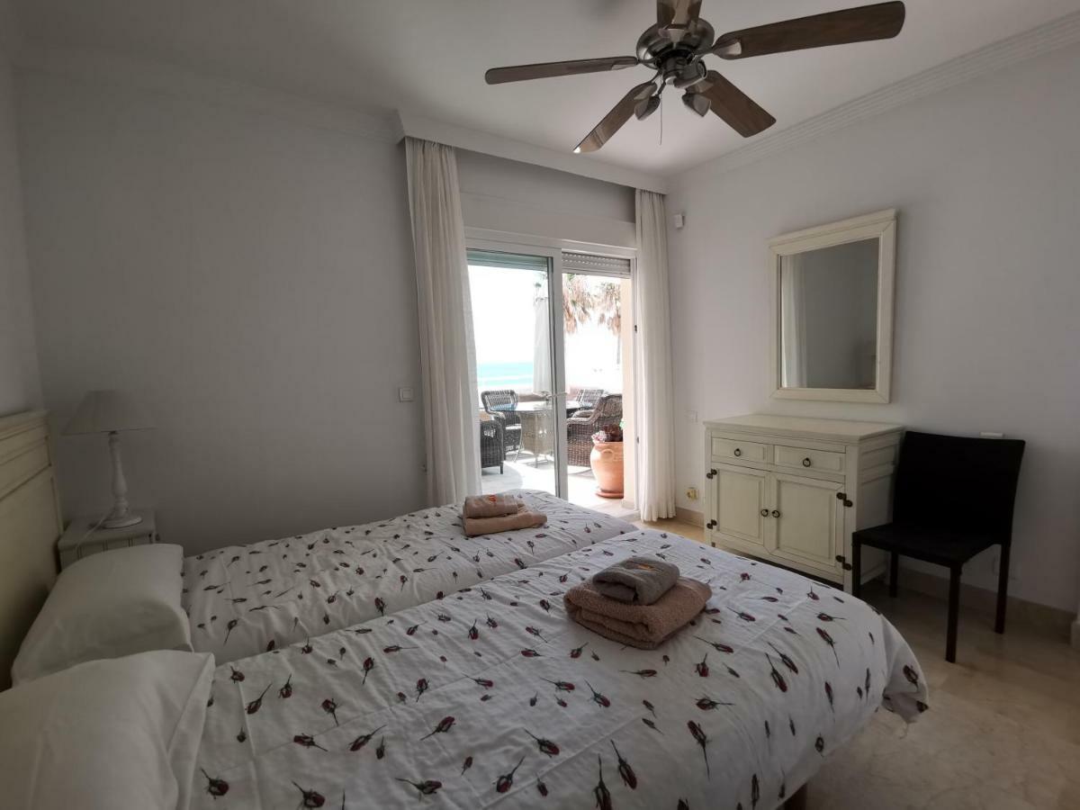 Sinfonia Del Mar Apartment เอสเตโปนา ภายนอก รูปภาพ
