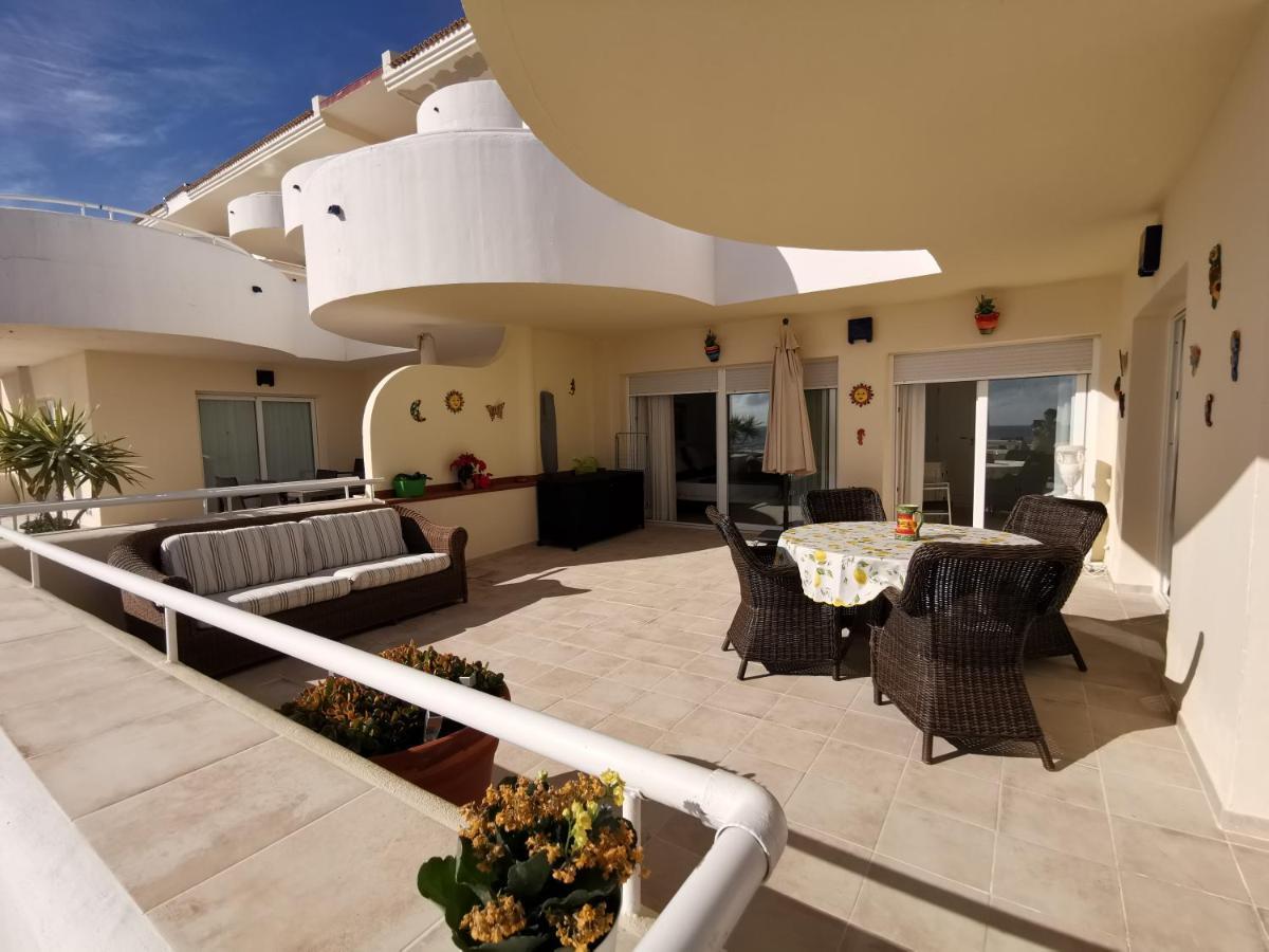Sinfonia Del Mar Apartment เอสเตโปนา ภายนอก รูปภาพ